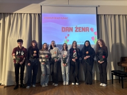 Izložba radova na&scaron;ih učenica - Dan žena u S&Scaron;I